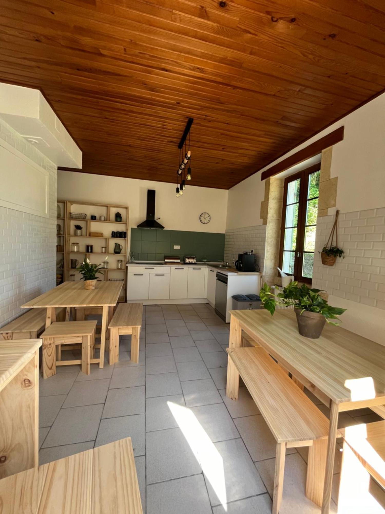 Maison Eclusiere Le Coup De Pompe Meilhan-sur-Garonne Exterior foto